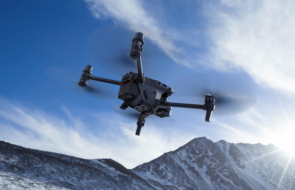 ドローンDJI Matrice 30T