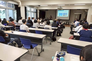 東京都立世田谷泉高等学校でドローンの授業をしてきました!