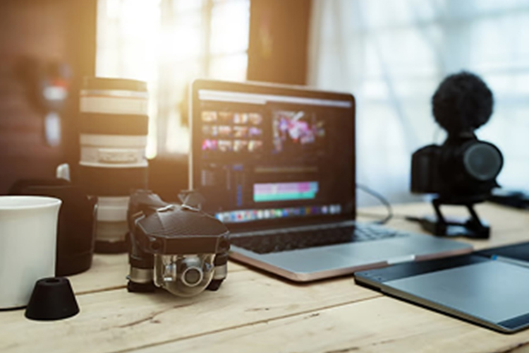 TV番組制作のプロが運営 撮影・編集をアドバイス