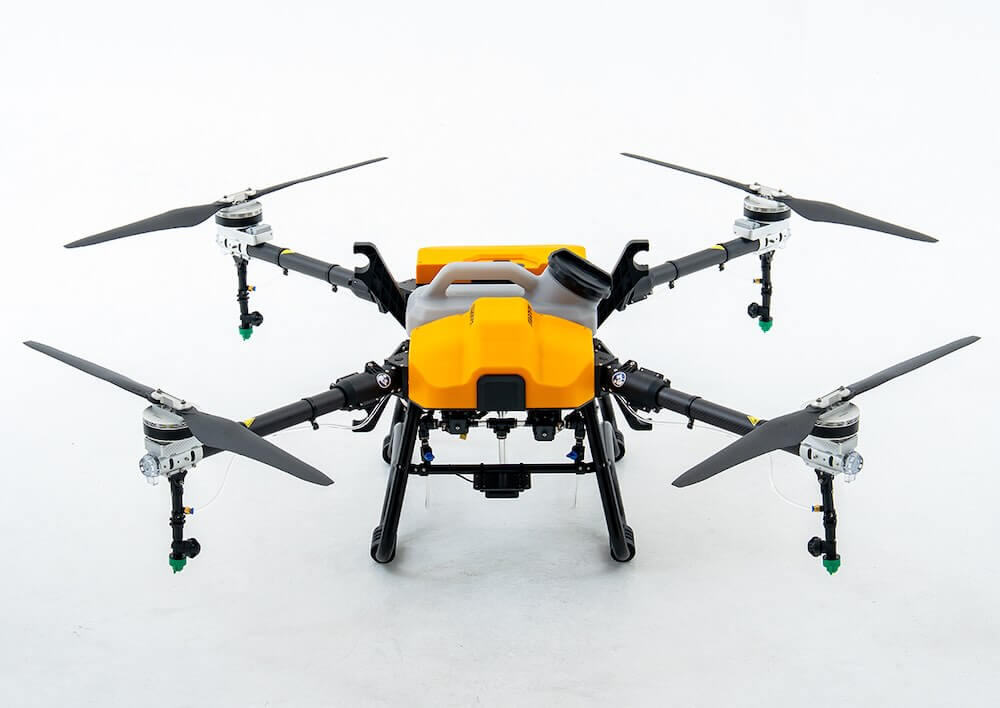 ドローンの農薬散布のメリット・デメリットや料金、資格取得について